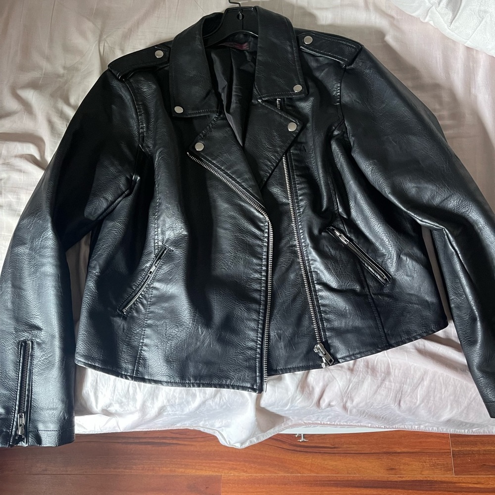 Women’s Faux Leather Jacket